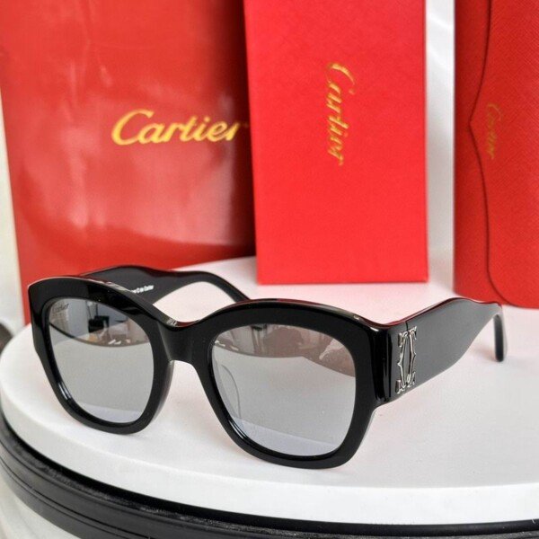 CARTIERHAT032