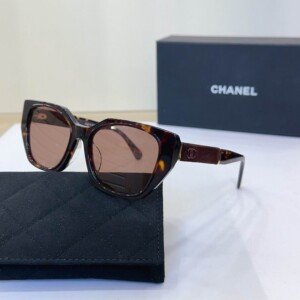 CHANELGLASSES080