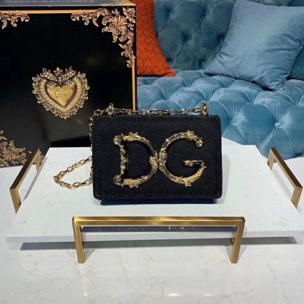 DGB057