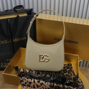 DGB077
