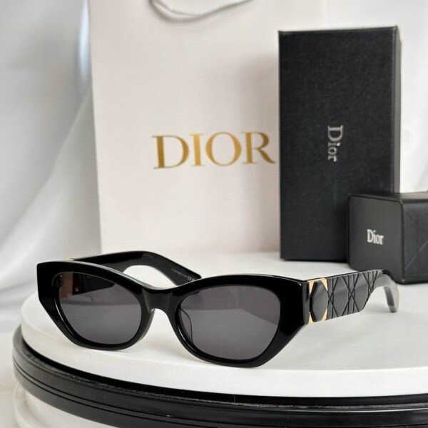 DIORGLASSES047