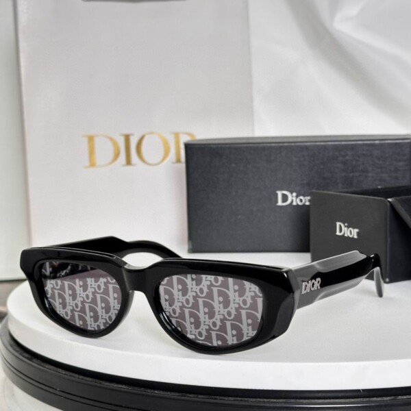 DIORGLASSES055