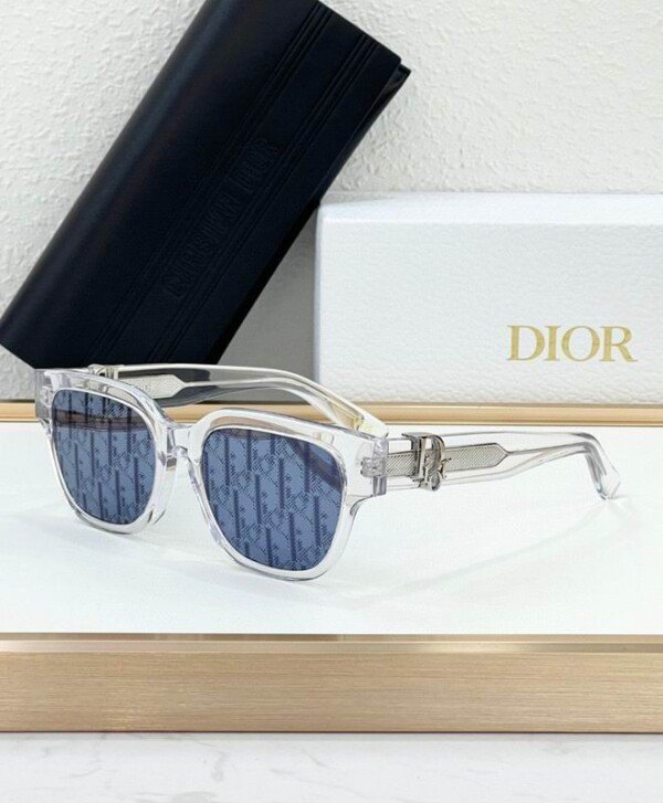 DIORGLASSES143