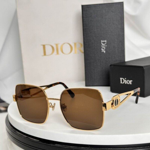 DIORGLASSES185