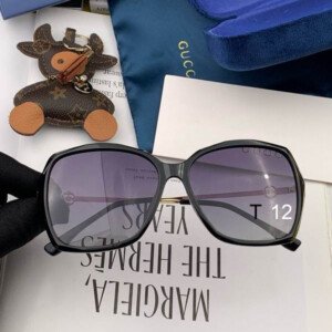 GUCCIGLASSES023