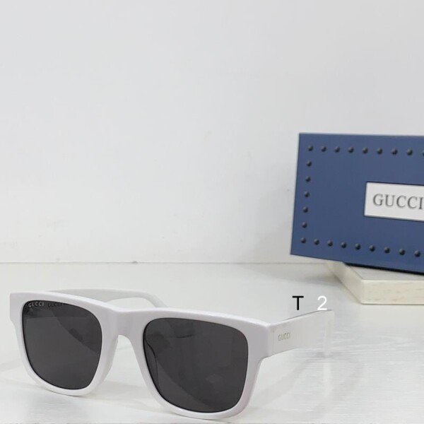 GUCCIGLASSES031