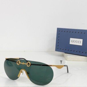 GUCCIGLASSES033