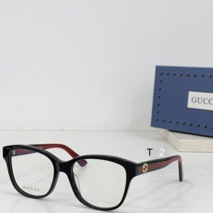 GUCCIGLASSES034