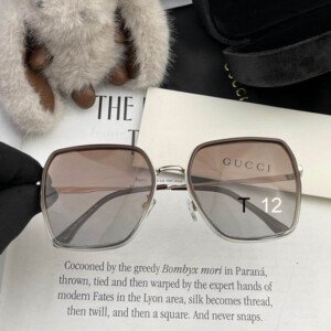 GUCCIGLASSES052