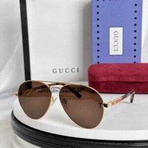 GUCCIGLASSES060