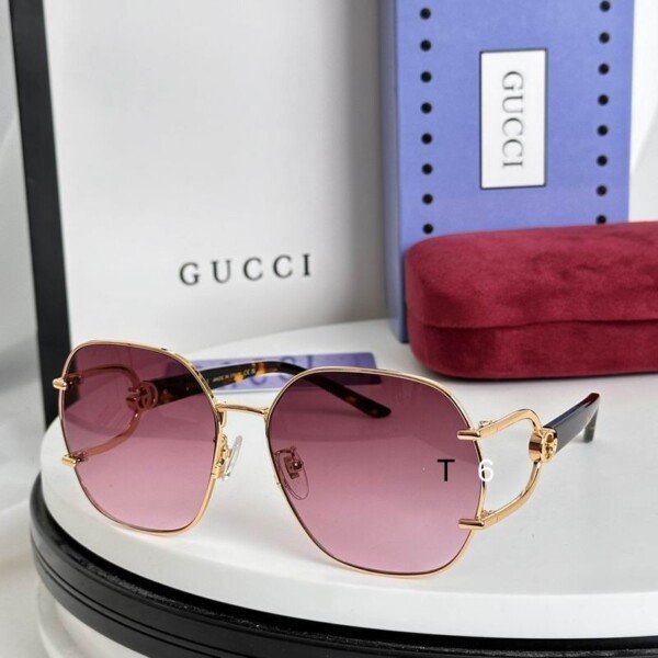 GUCCIGLASSES064