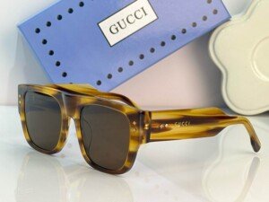 GUCCIGLASSES093