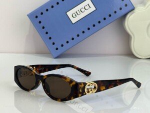 GUCCIGLASSES095