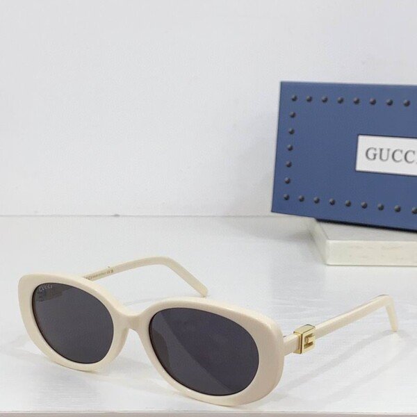 GUCCIGLASSES321
