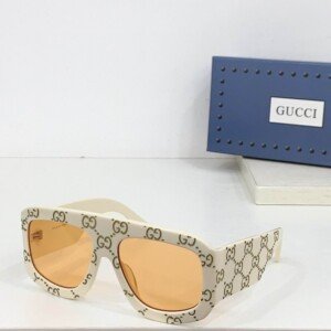 GUCCIGLASSES323