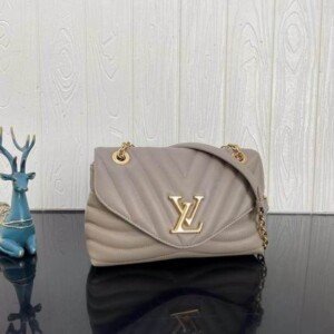 LV018