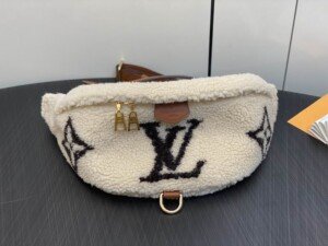 LV027