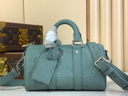 LV371