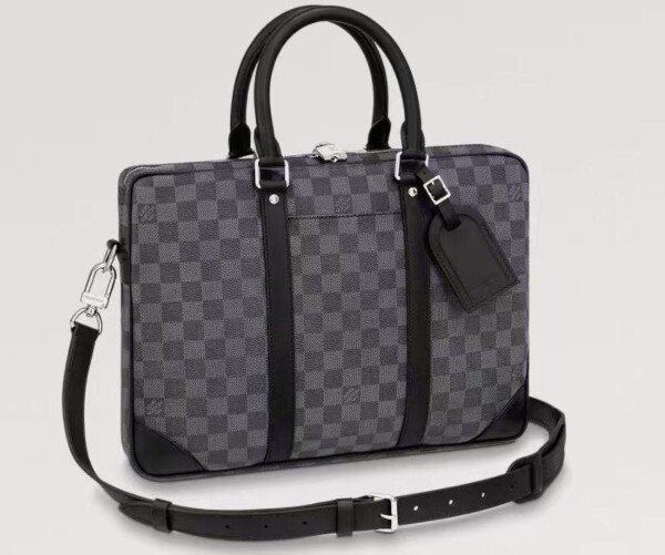 LV445