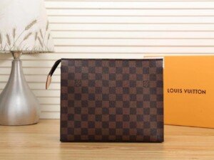 LV446