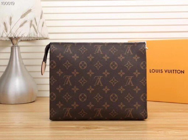 LV449