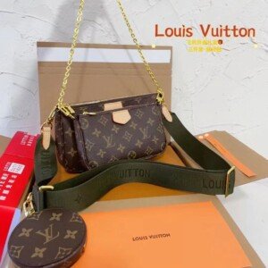 LV553