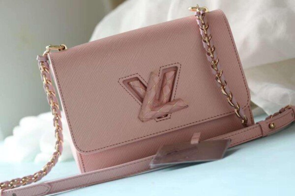 LV595