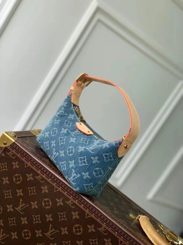 LV611