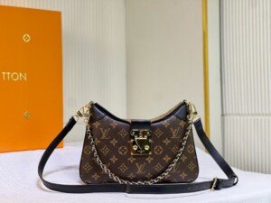 LV695